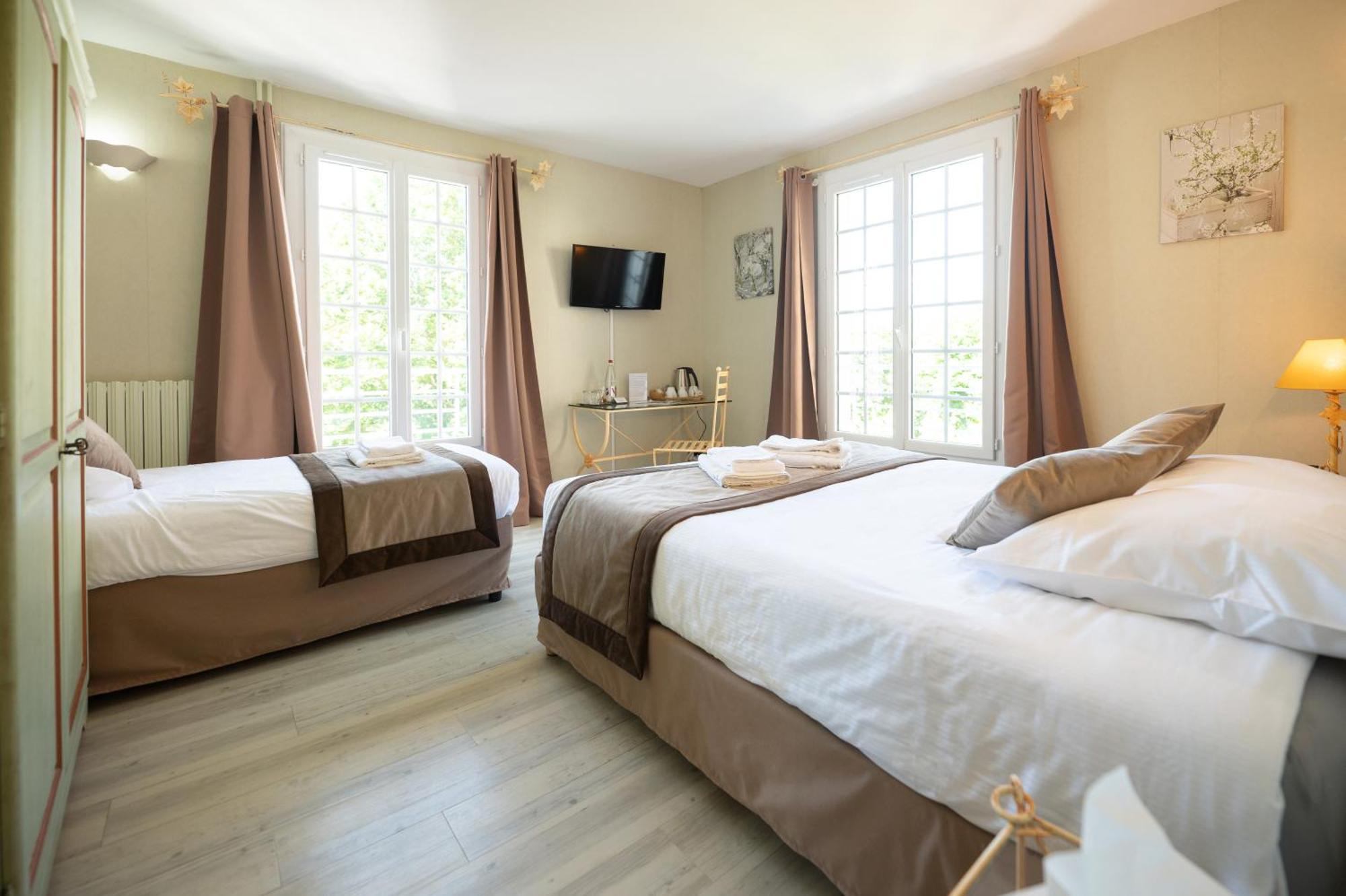 Logis Hotels - Hotel Restaurant Domaine Les Falaises Martel Ngoại thất bức ảnh